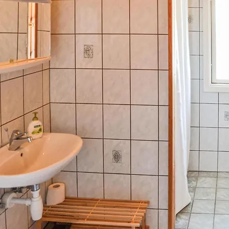 4 Bedroom Amazing In Lokken * Gronhoj (Nordjylland)